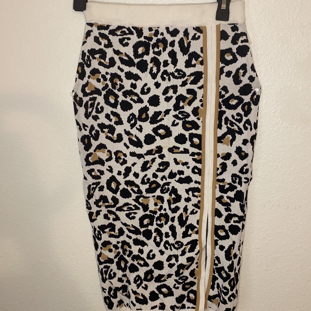 leopard Body con skirt NEW - Picture 2 of 4